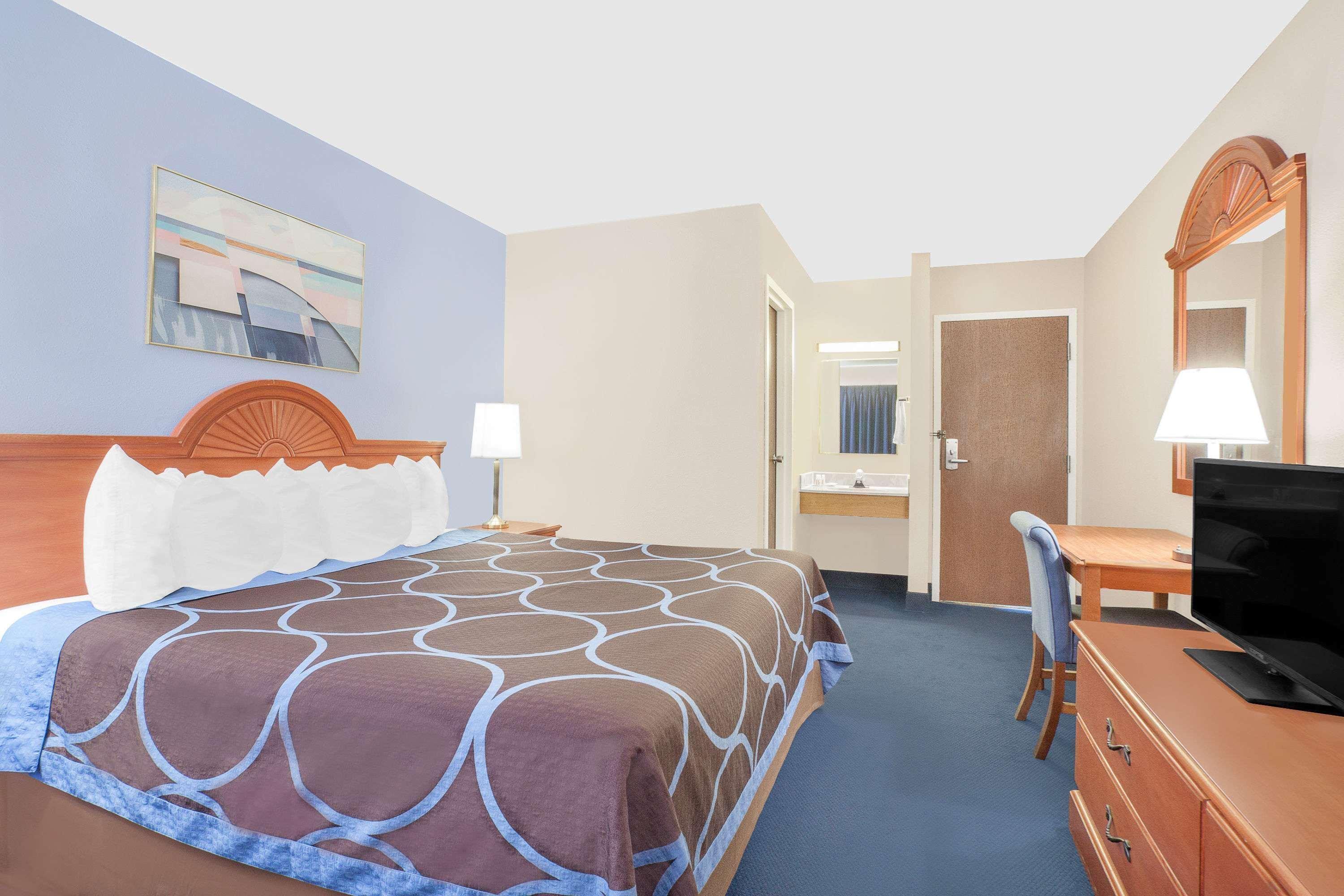 Super 8 By Wyndham Middletown Motel Buitenkant foto