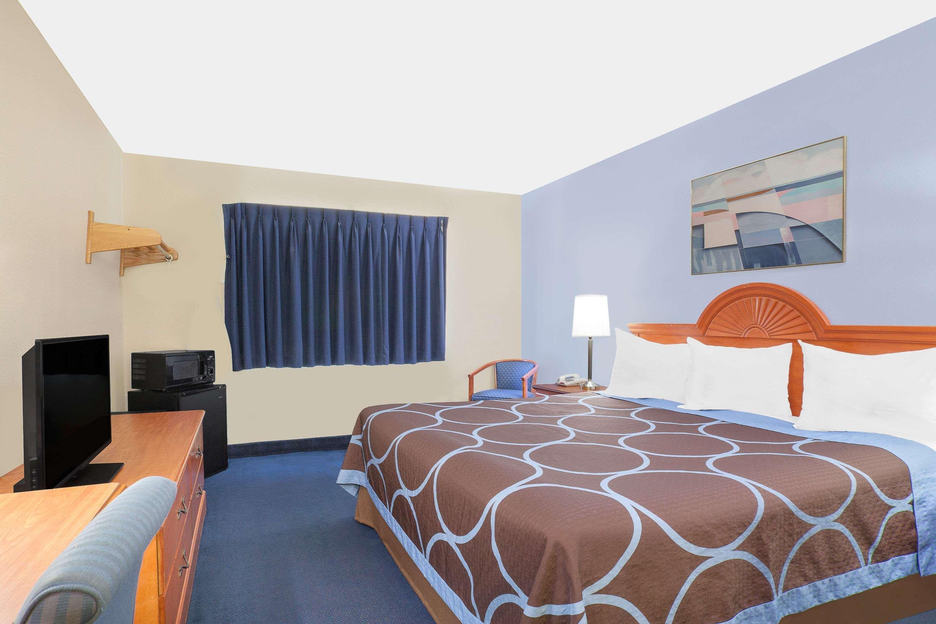Super 8 By Wyndham Middletown Motel Buitenkant foto