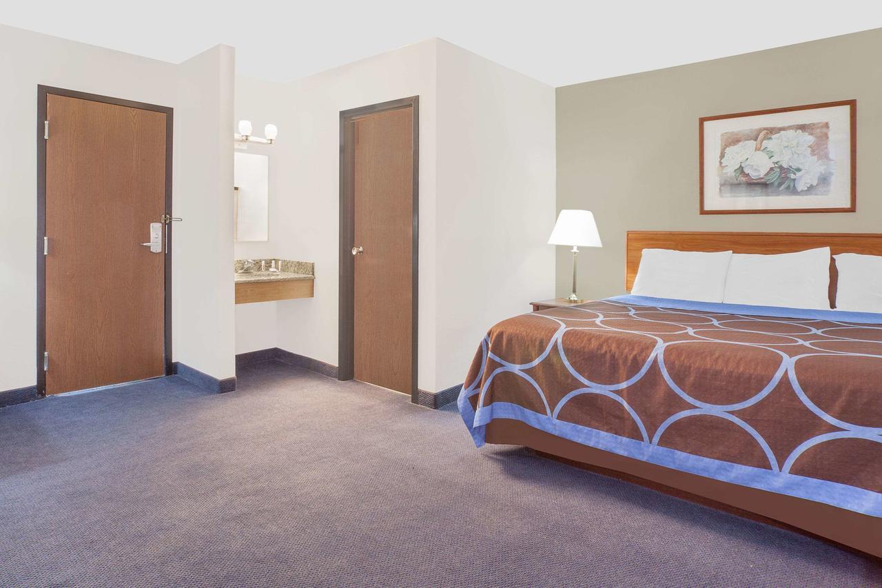 Super 8 By Wyndham Middletown Motel Buitenkant foto
